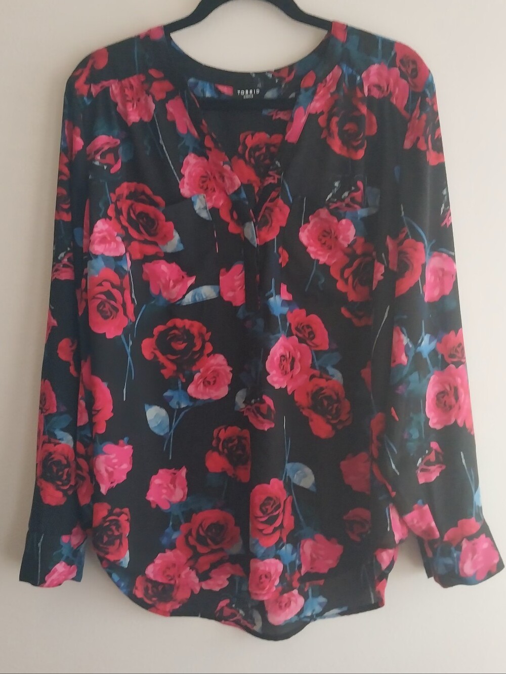 Torrid Harper Dark Floral Rose Print Long Sleeve Blouse with Front Pockets